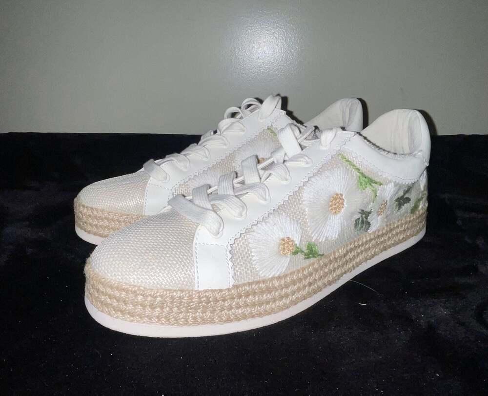 Dolce Vita Azalia Daisy Embroidered Espadrille Platform Sneakers